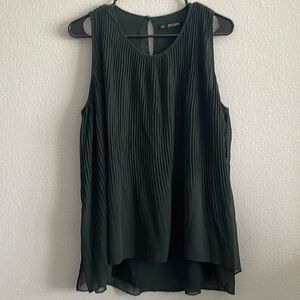 Zara Sleeveless Dark Green Pleated Top Size M